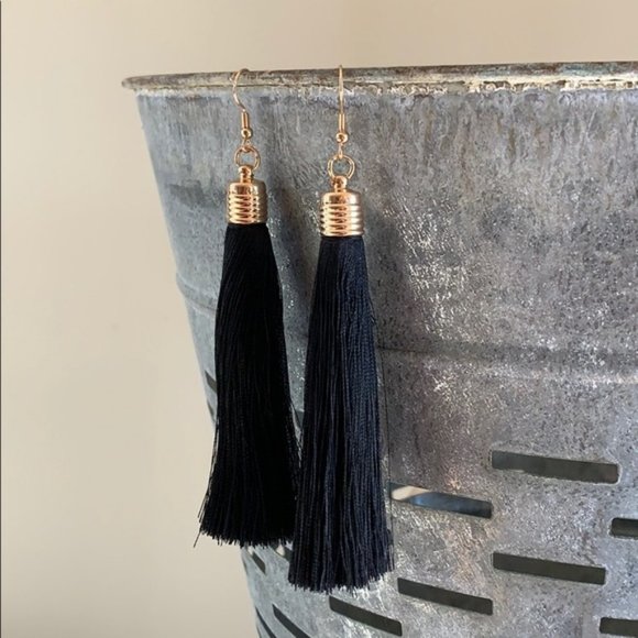 kelzposh Jewelry - Long Black Tassel Earrings